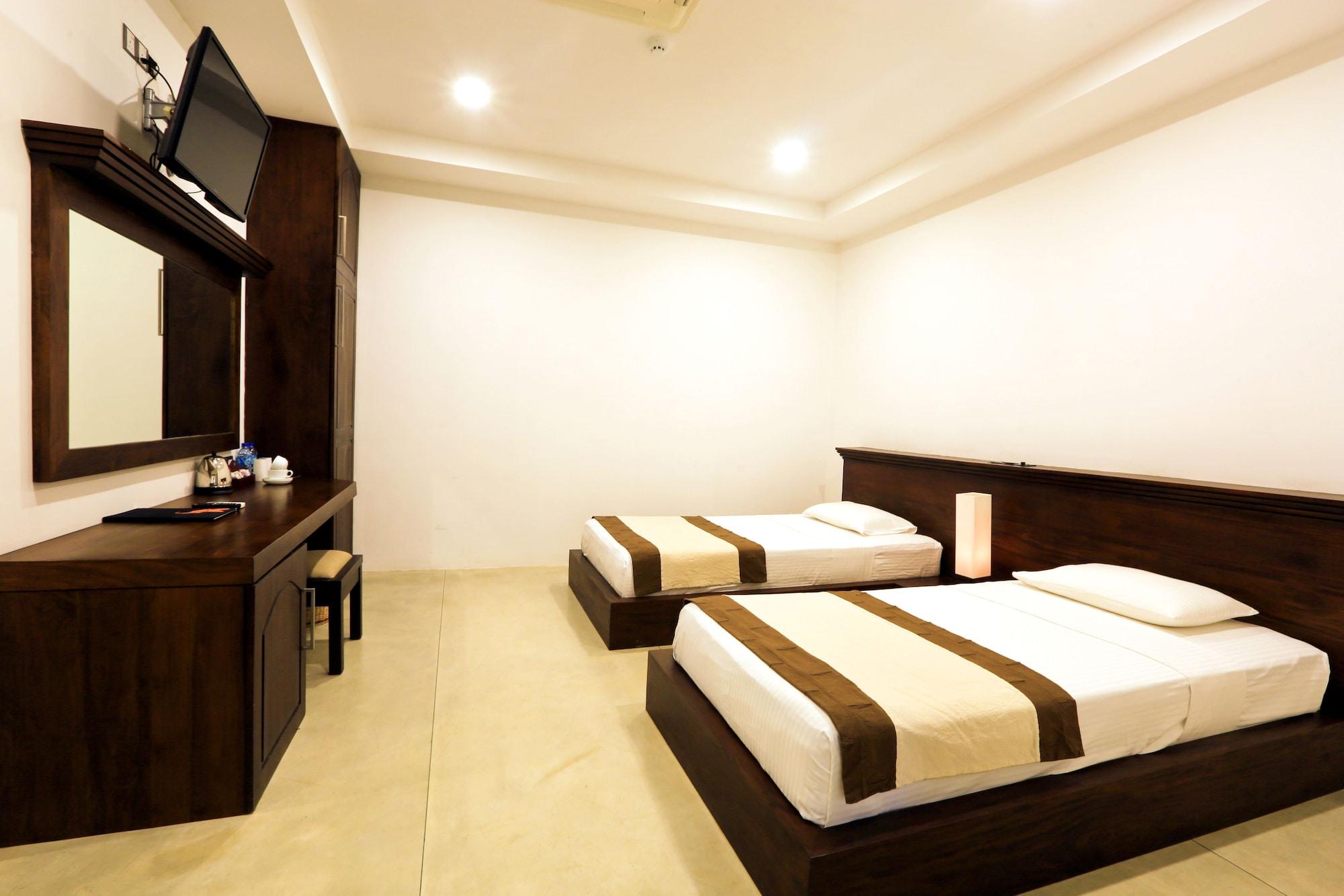 Rajarata Hotel Anuradhapura Bagian luar foto