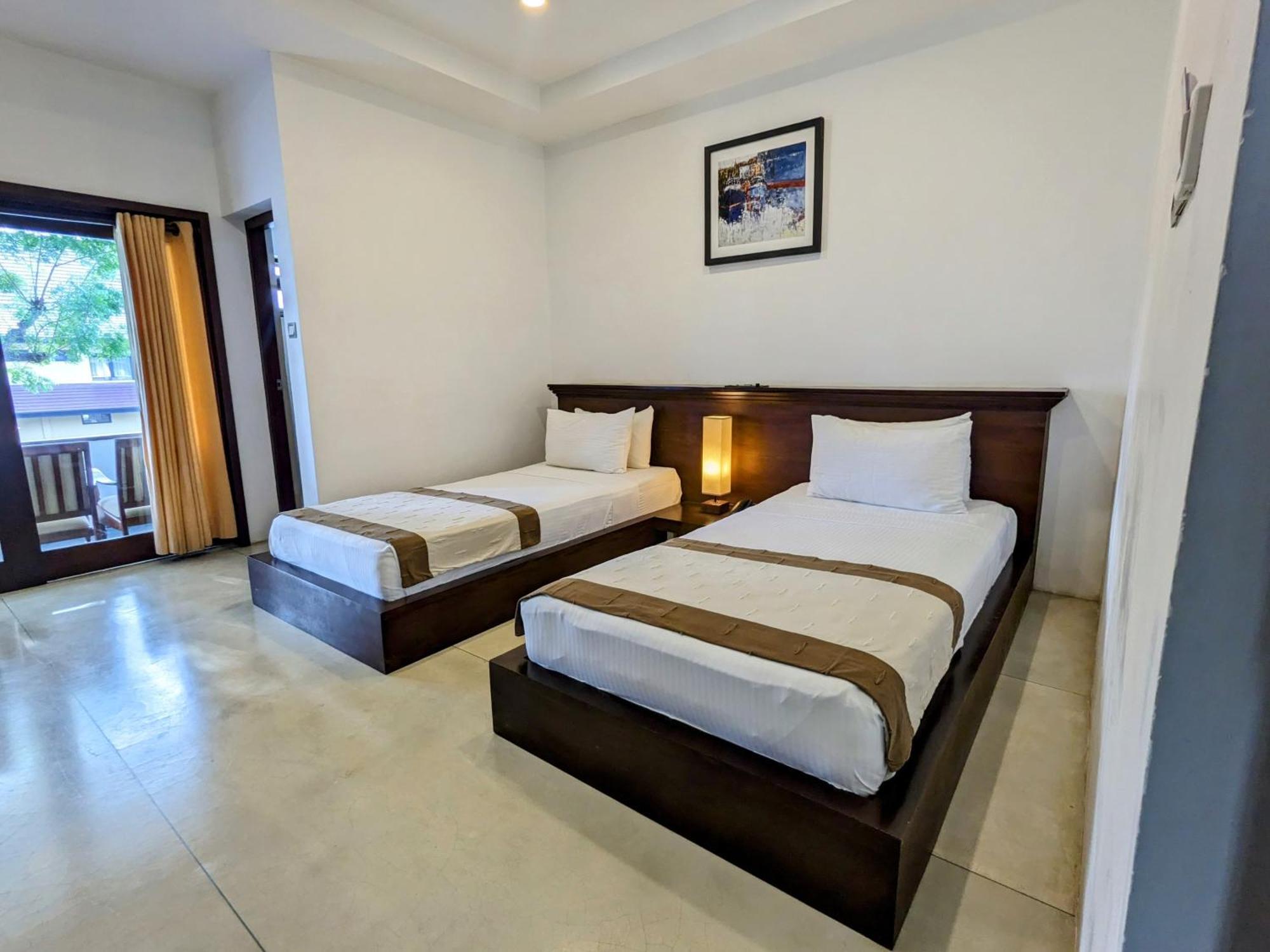 Rajarata Hotel Anuradhapura Bagian luar foto